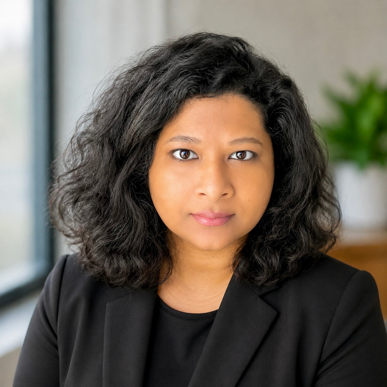 Dr Saima Shahid